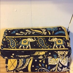 Vera Bradley Ellie Blue Tri-fold wallet